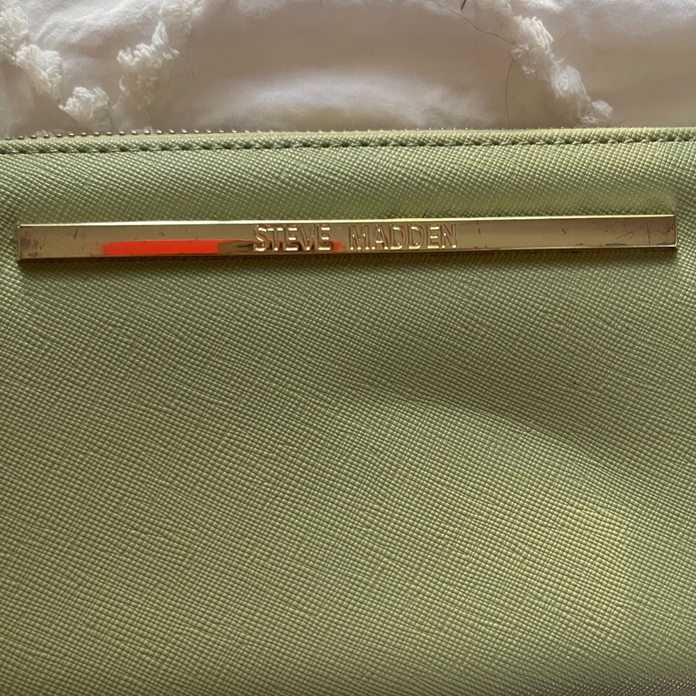 Steve Madden Wristlet